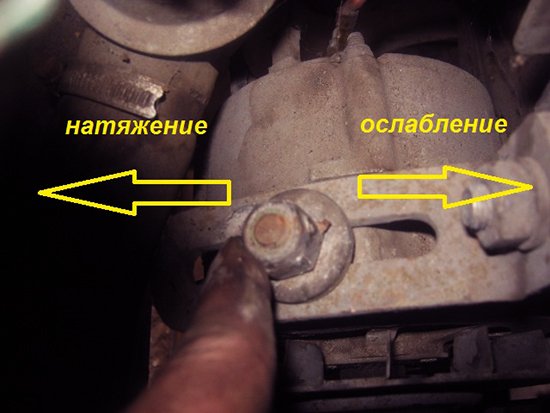 Устройство ролика натяжителя ремня генератора, натяжка ремня генератора
